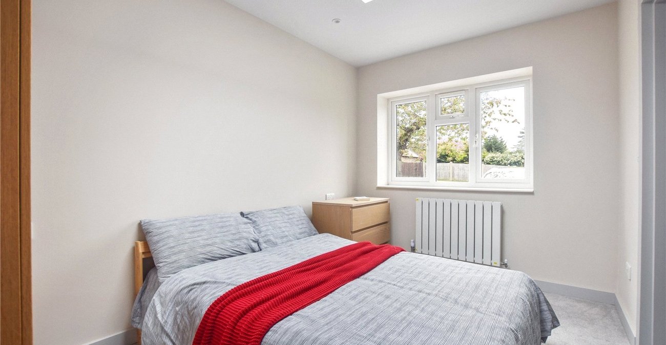 3 bedroom bungalow to rent in Bexley | Robinson Jackson