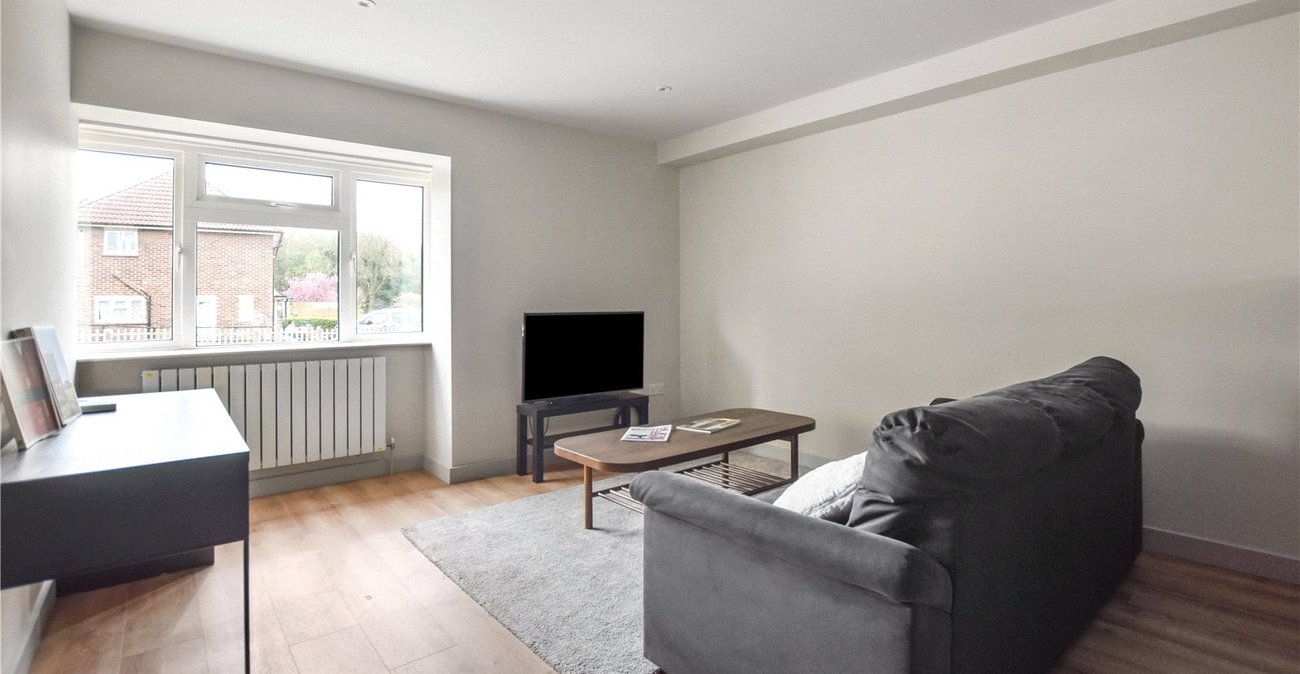 3 bedroom bungalow to rent in Bexley | Robinson Jackson