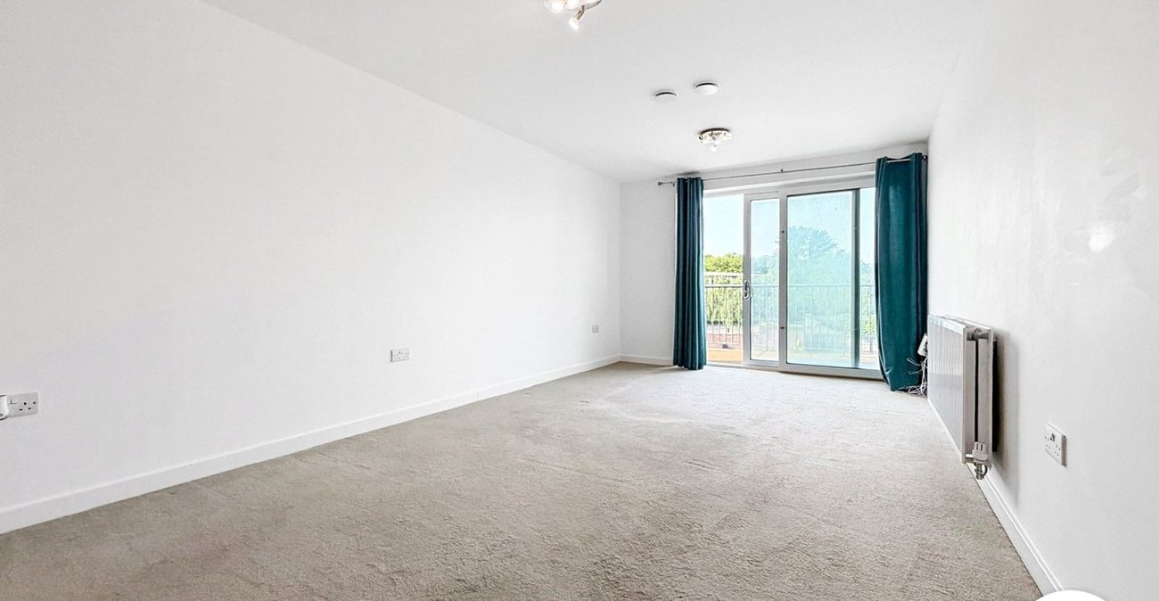 2 bedroom property to rent in Chatham | Robinson Michael & Jackson
