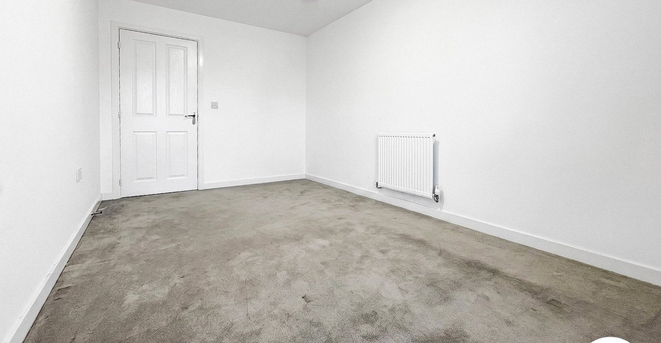 2 bedroom property to rent in Chatham | Robinson Michael & Jackson