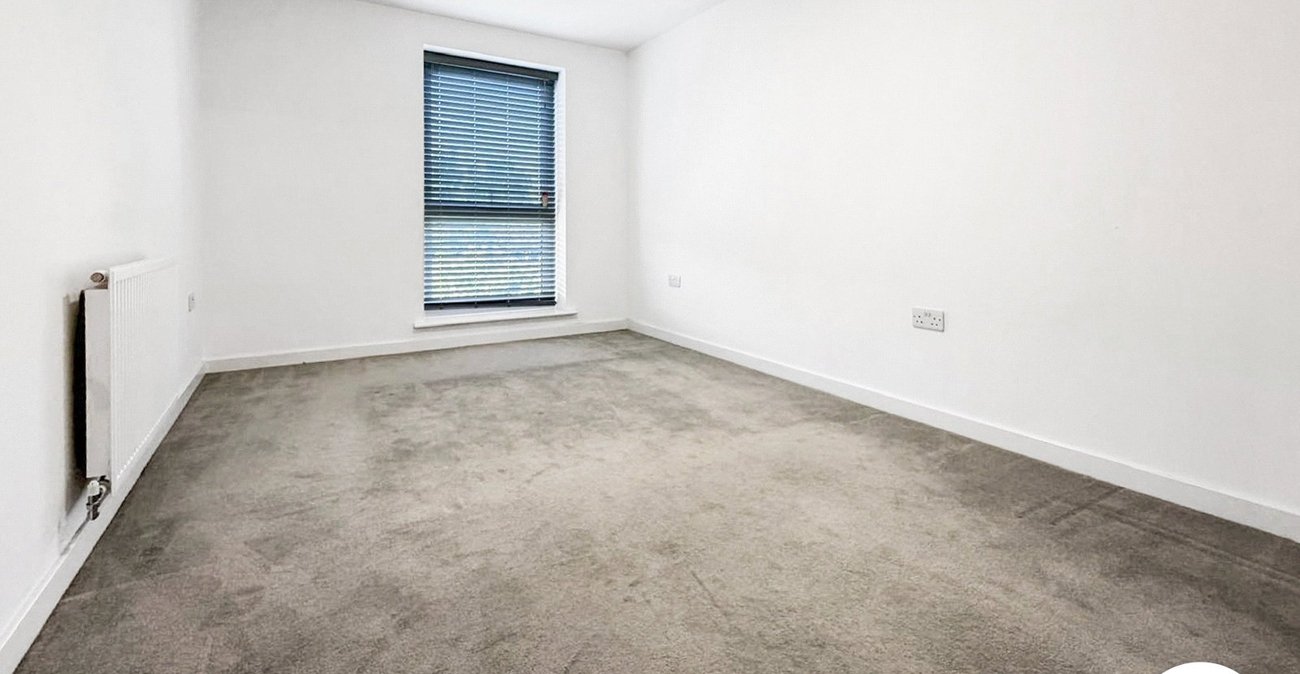 2 bedroom property to rent in Chatham | Robinson Michael & Jackson