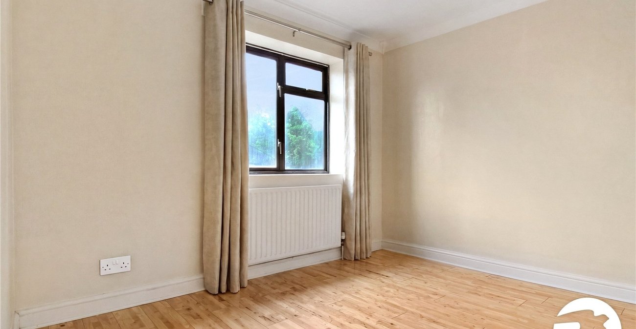 1 bedroom property to rent in Northfleet | Robinson Michael & Jackson