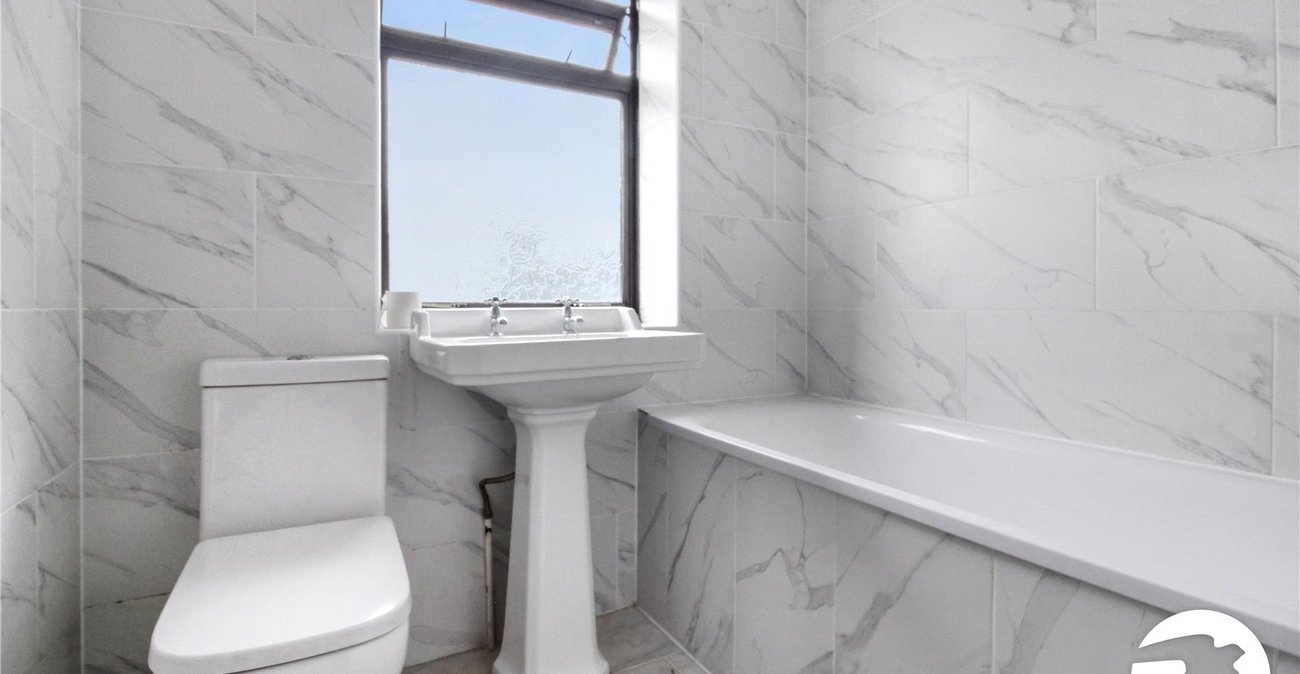 1 bedroom property to rent in Northfleet | Robinson Michael & Jackson