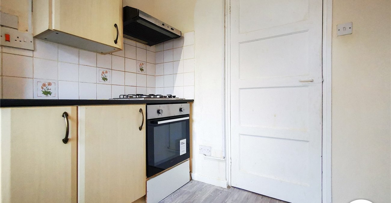 2 bedroom property to rent in Erith | Robinson Jackson