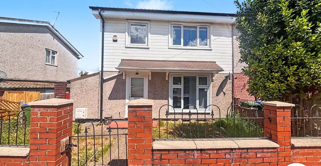 3 bedroom house to rent in Erith | Robinson Jackson