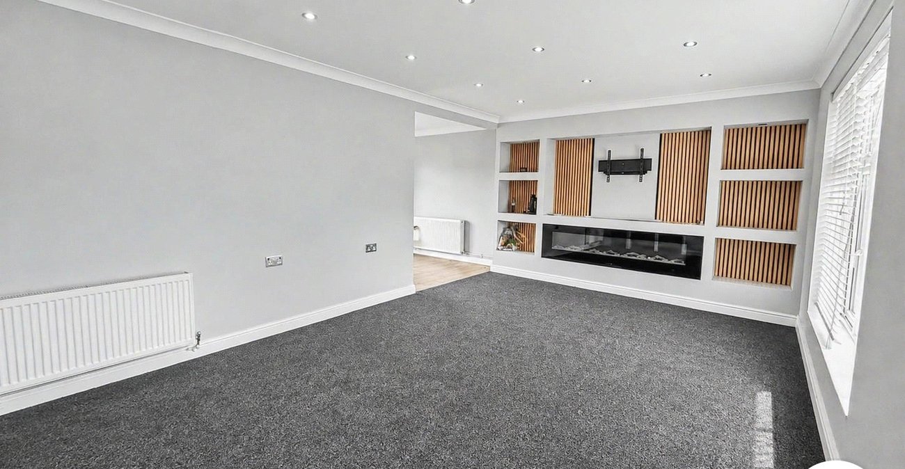 3 bedroom house to rent in Erith | Robinson Jackson