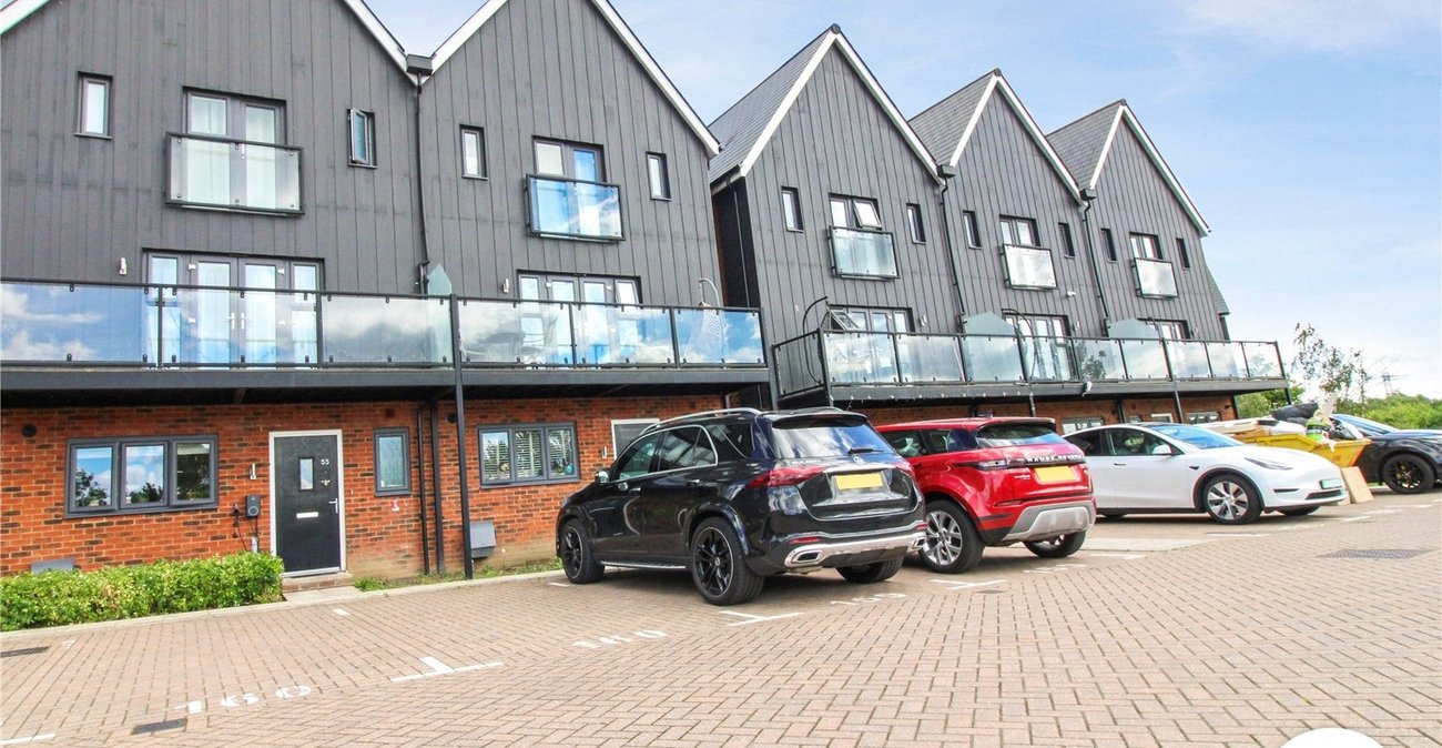 5 bedroom property to rent in Northfleet | Robinson Michael & Jackson
