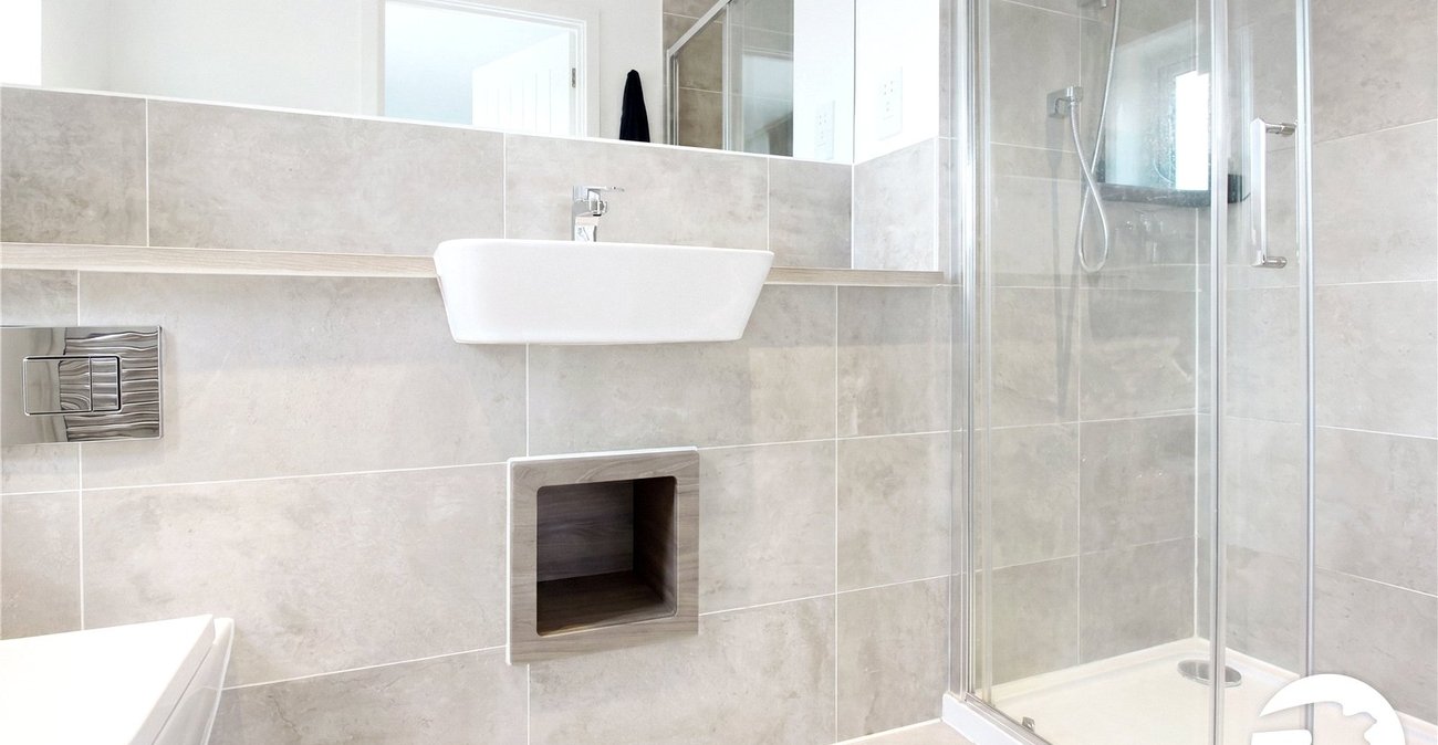 5 bedroom property to rent in Northfleet | Robinson Michael & Jackson
