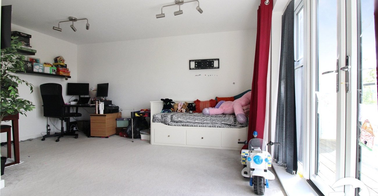 5 bedroom property to rent in Northfleet | Robinson Michael & Jackson