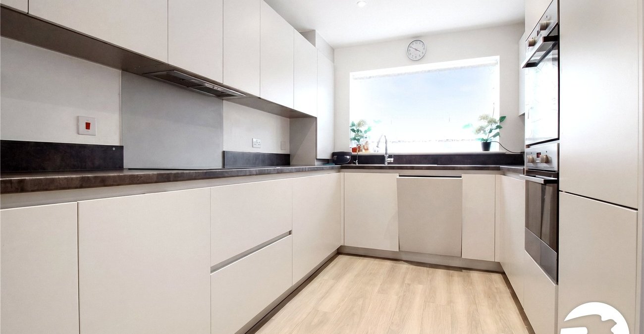 5 bedroom property to rent in Northfleet | Robinson Michael & Jackson