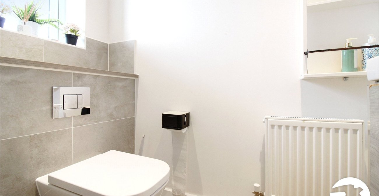 5 bedroom property to rent in Northfleet | Robinson Michael & Jackson