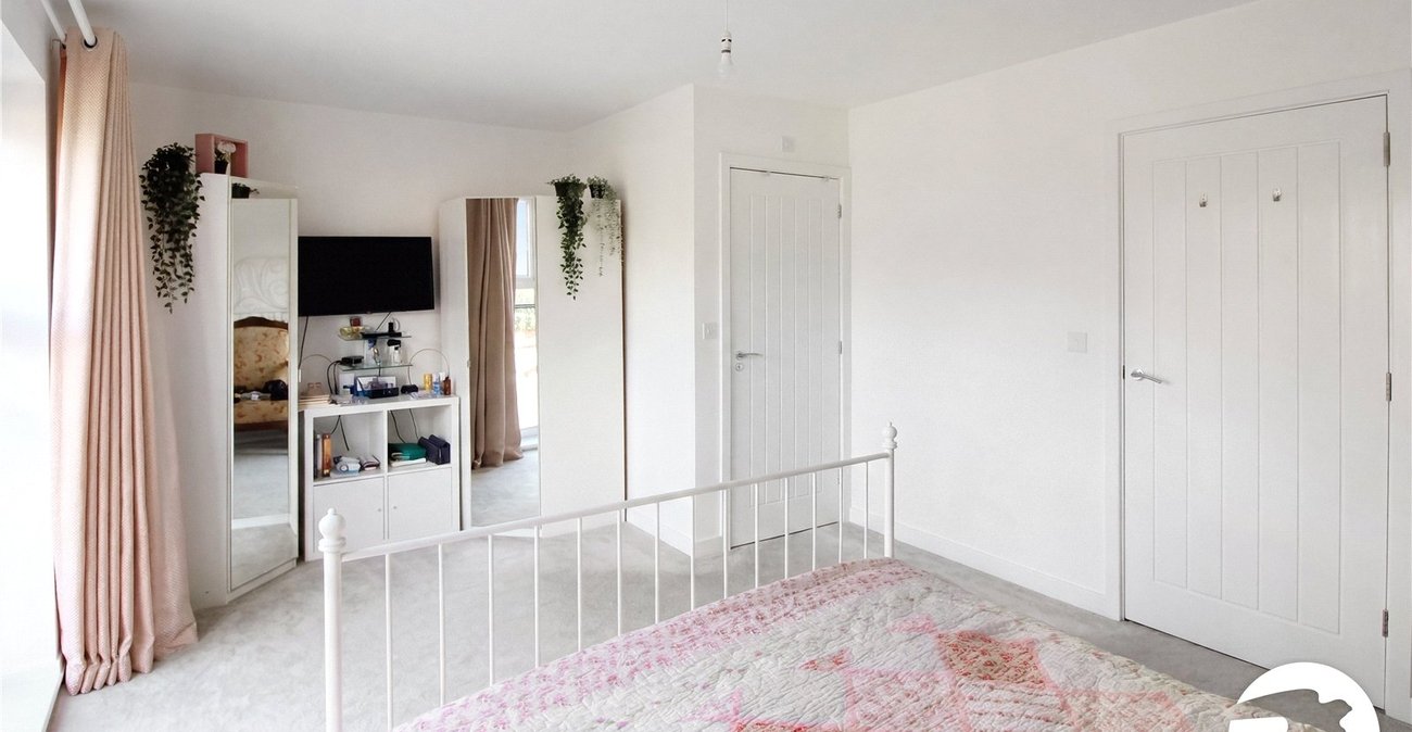 5 bedroom property to rent in Northfleet | Robinson Michael & Jackson
