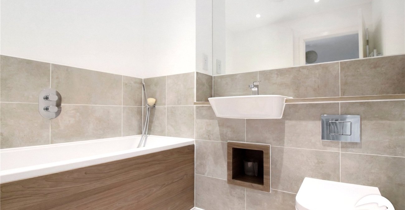 5 bedroom property to rent in Northfleet | Robinson Michael & Jackson