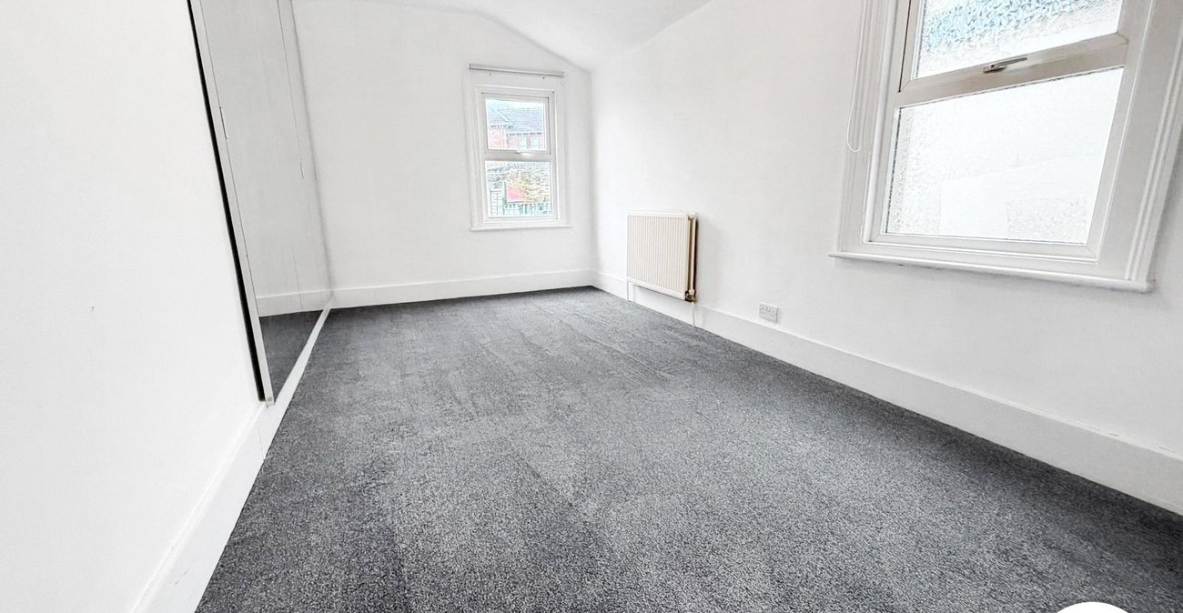 3 bedroom house to rent in Chatham | Robinson Michael & Jackson