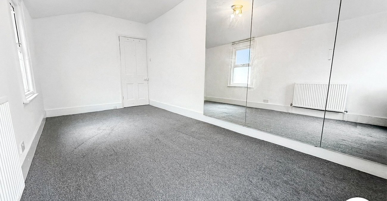 3 bedroom house to rent in Chatham | Robinson Michael & Jackson