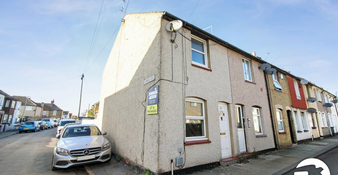 2 bedroom house to rent in Swanscombe | Robinson Michael & Jackson