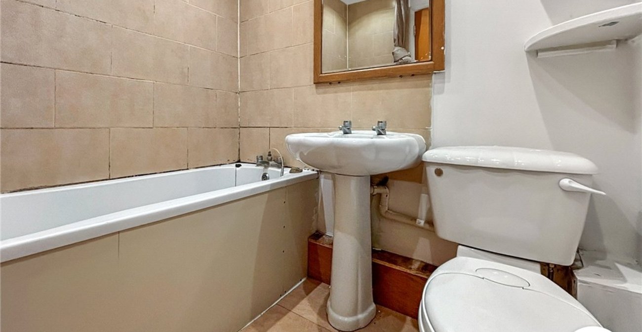 2 bedroom house to rent in St Mary Cray | Robinson Jackson