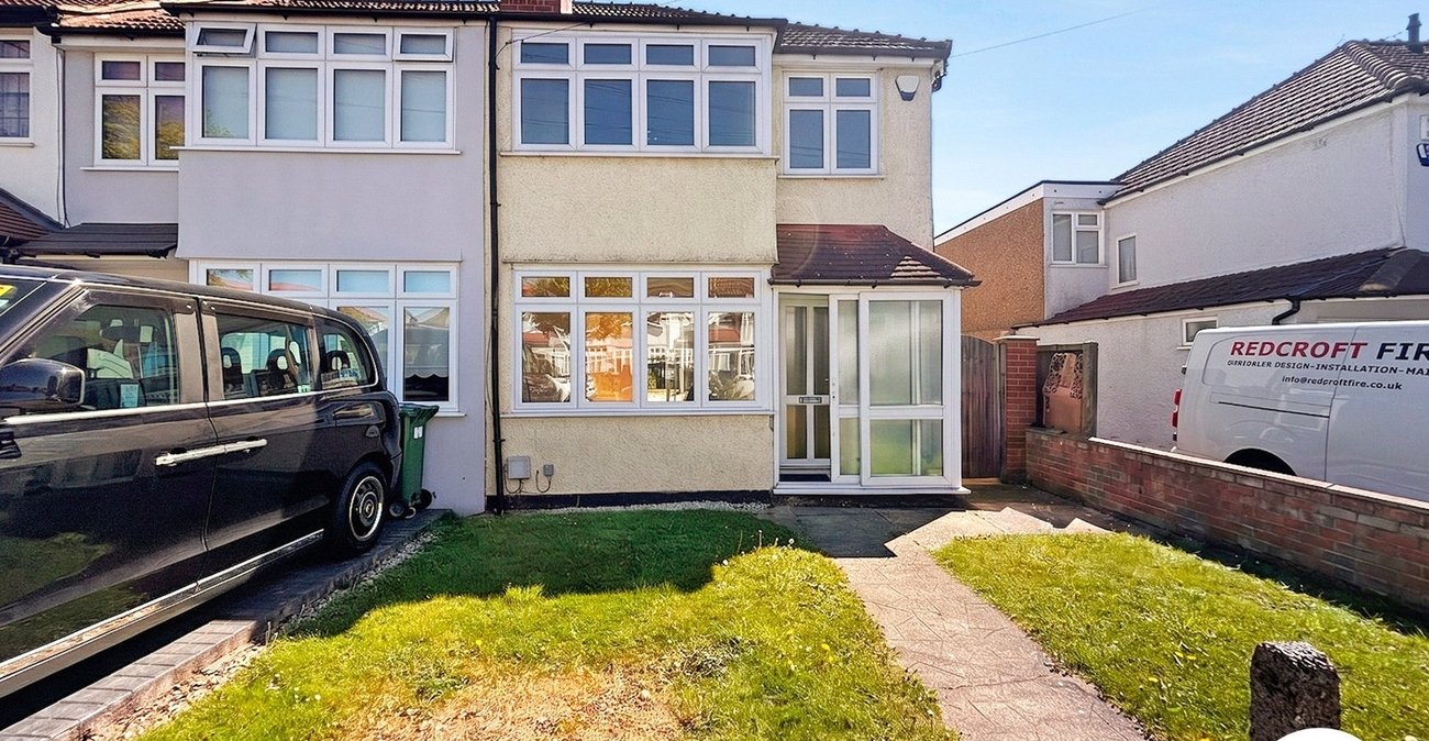 3 bedroom house to rent in Sidcup | Robinson Jackson