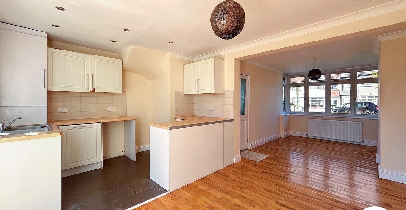 3 bedroom house to rent in Sidcup | Robinson Jackson