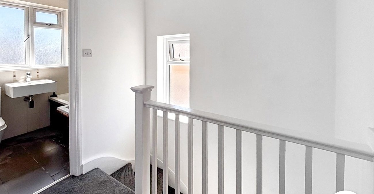 3 bedroom house to rent in Sidcup | Robinson Jackson