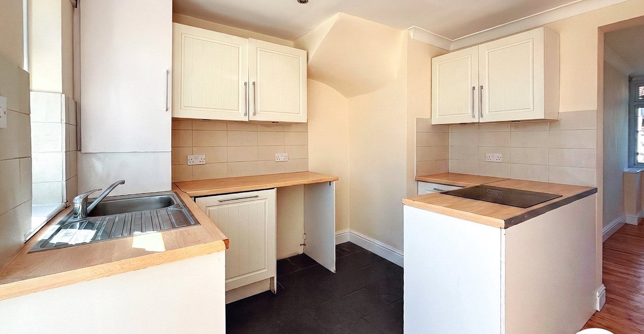 3 bedroom house to rent in Sidcup | Robinson Jackson