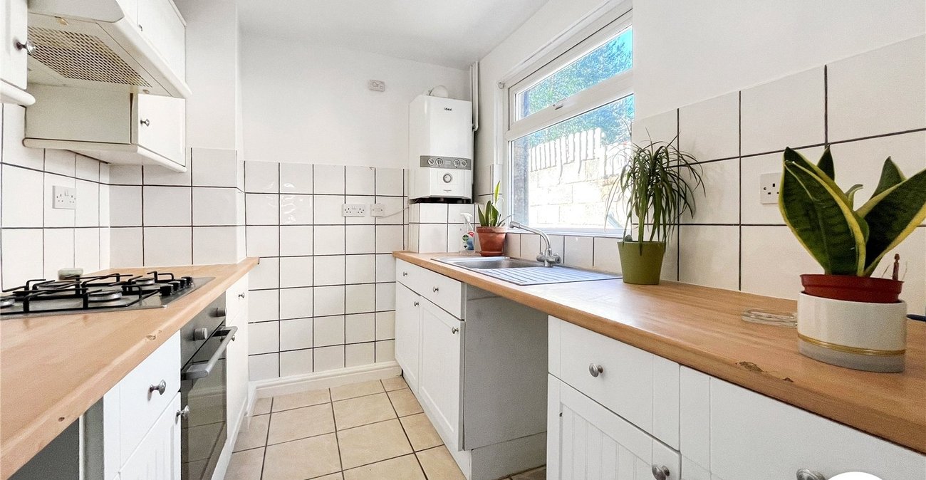 2 bedroom house to rent in Chatham | Robinson Michael & Jackson