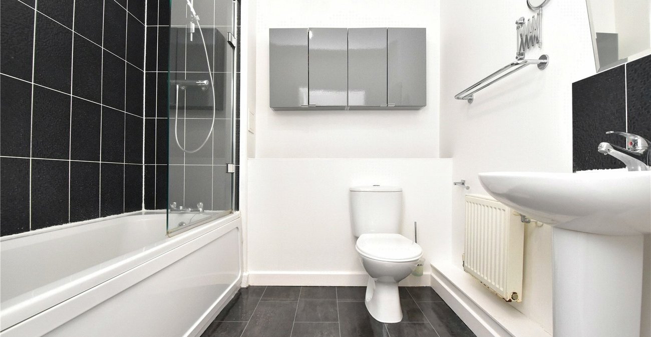 1 bedroom property to rent in Dartford | Robinson Jackson