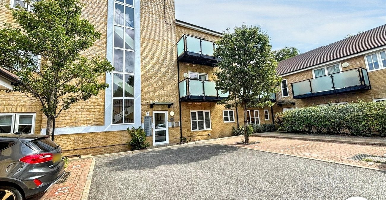 2 bedroom property to rent in Bexleyheath | Robinson Jackson