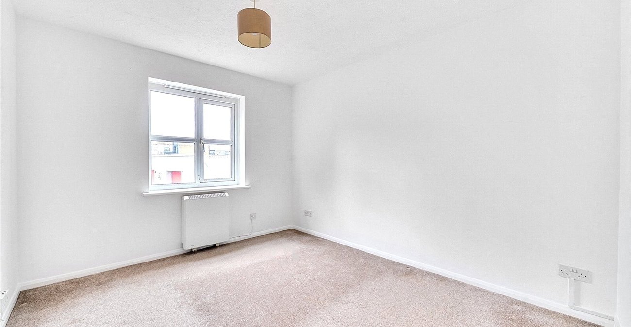 1 bedroom property to rent in London | Robinson Jackson