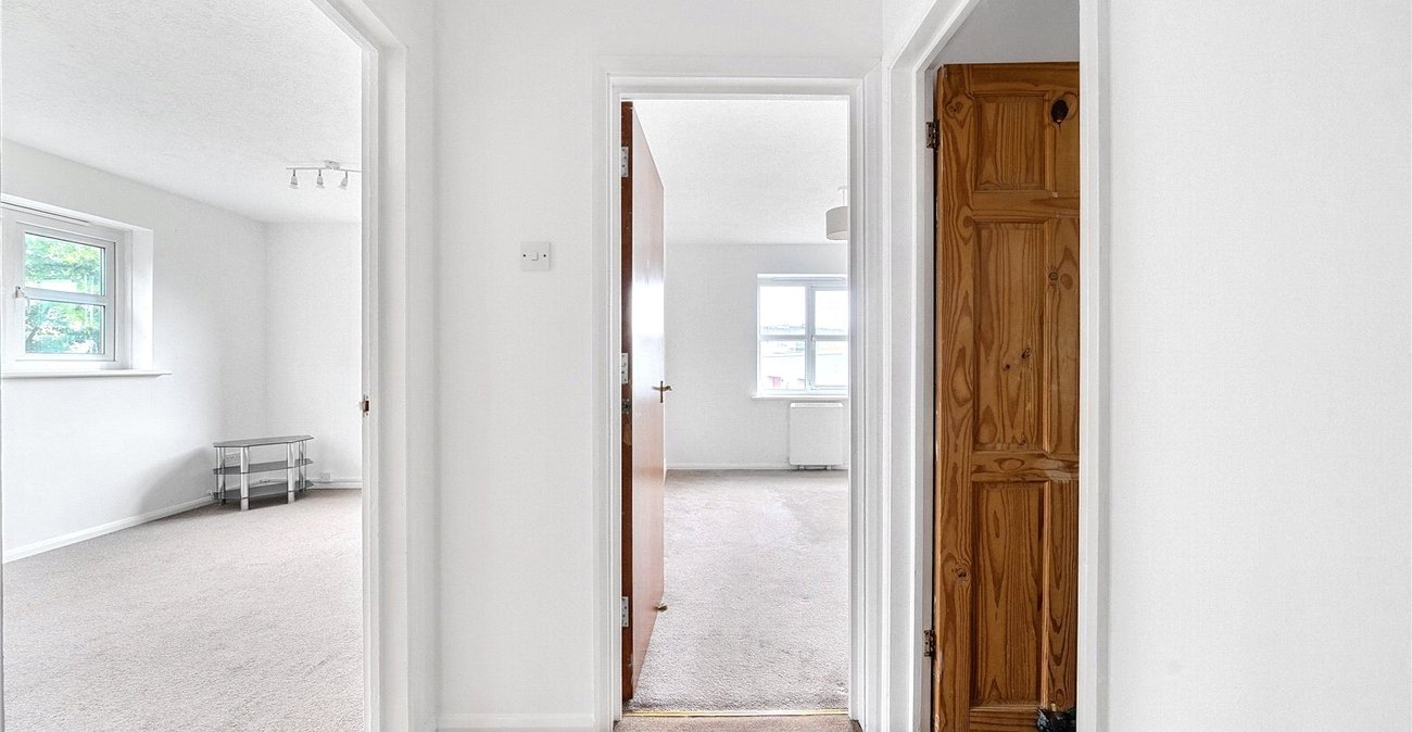 1 bedroom property to rent in London | Robinson Jackson