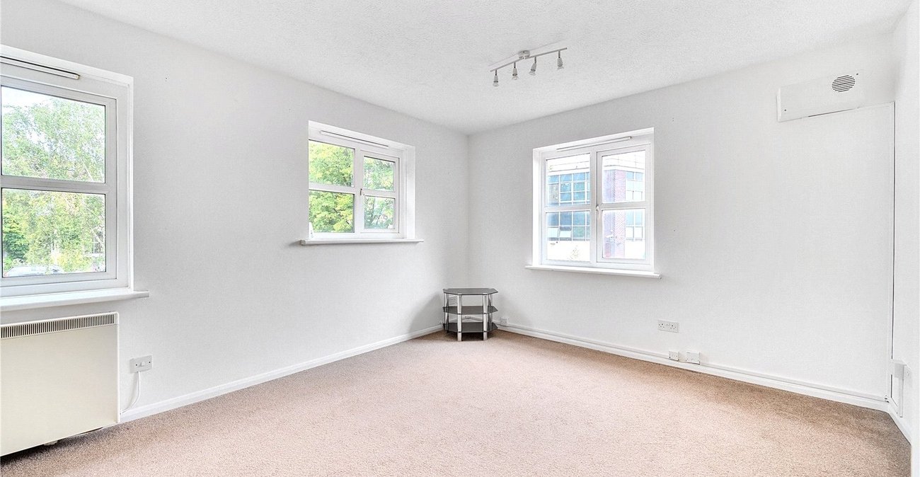 1 bedroom property to rent in London | Robinson Jackson