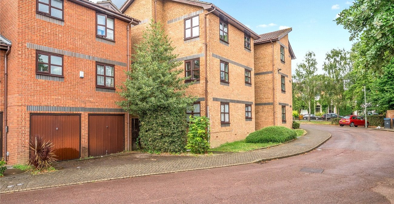 1 bedroom property to rent in London | Robinson Jackson