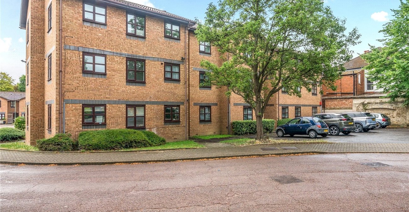 1 bedroom property to rent in London | Robinson Jackson