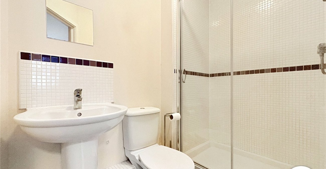 2 bedroom property to rent in Maidstone | Robinson Michael & Jackson