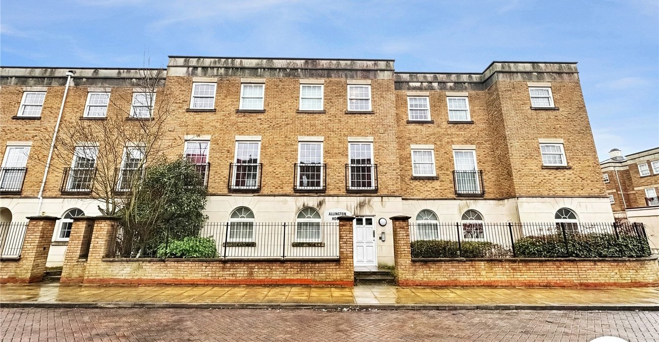 2 bedroom property to rent in Maidstone | Robinson Michael & Jackson