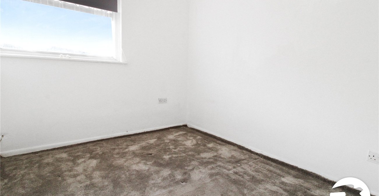 3 bedroom house to rent in Gravesend | Robinson Michael & Jackson