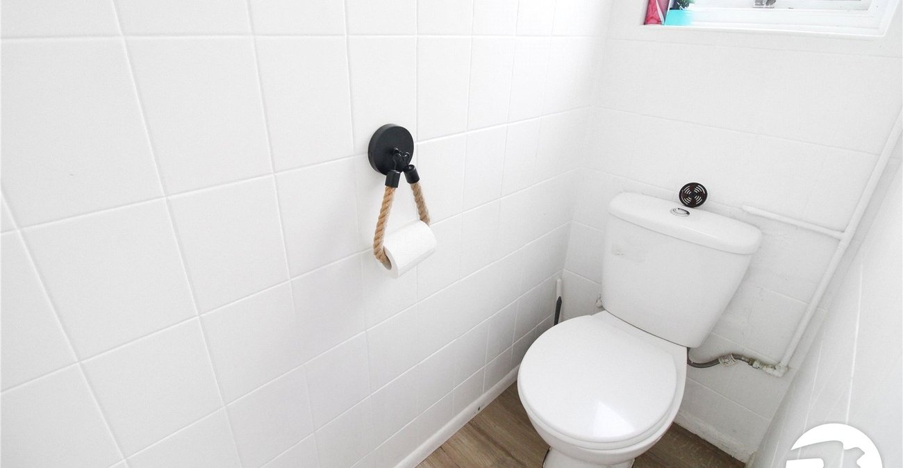 3 bedroom house to rent in Gravesend | Robinson Michael & Jackson