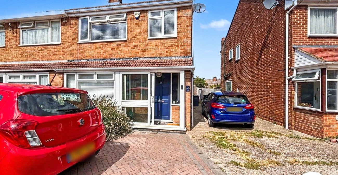 3 bedroom house to rent in Dartford | Robinson Jackson