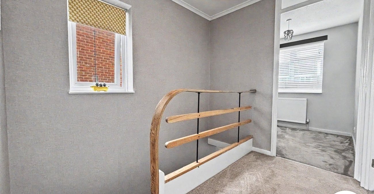 3 bedroom house to rent in Dartford | Robinson Jackson