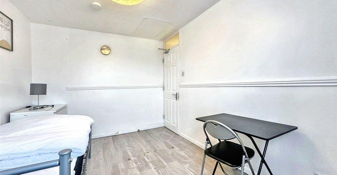 3 bedroom house to rent in London | 