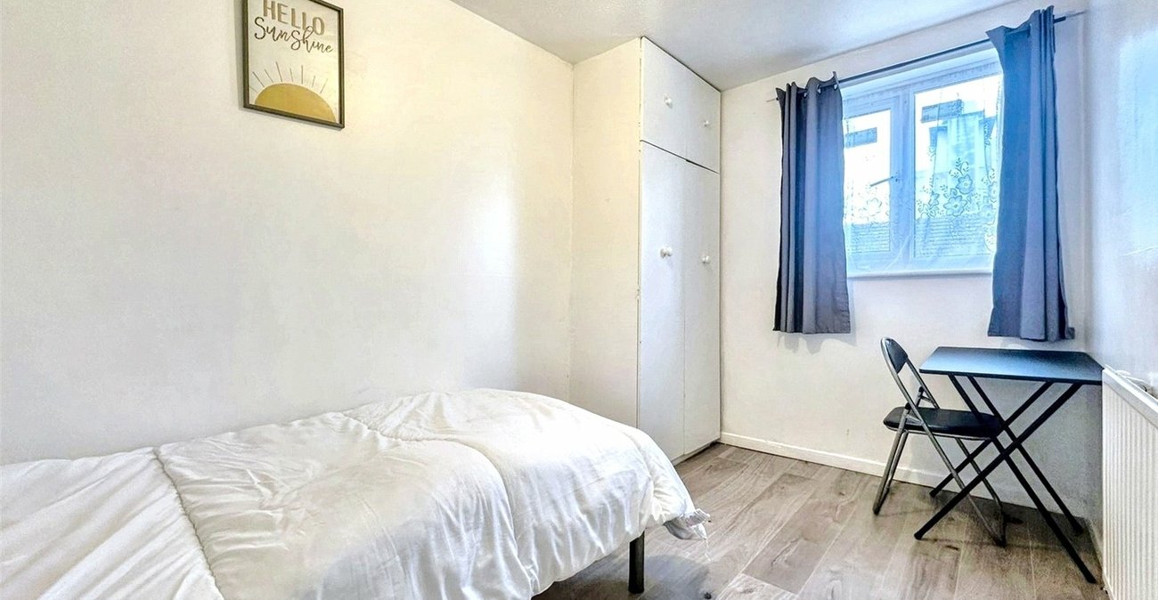 3 bedroom house to rent in London | 