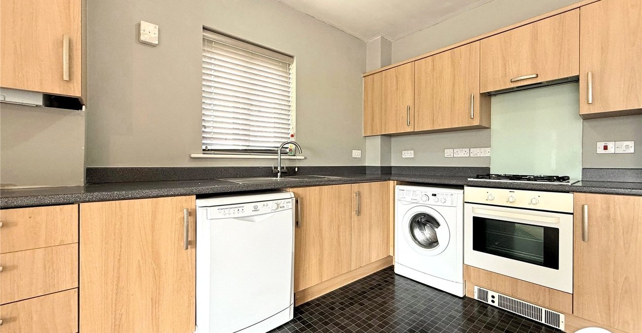 1 bedroom property to rent in Hoo | Robinson Michael & Jackson