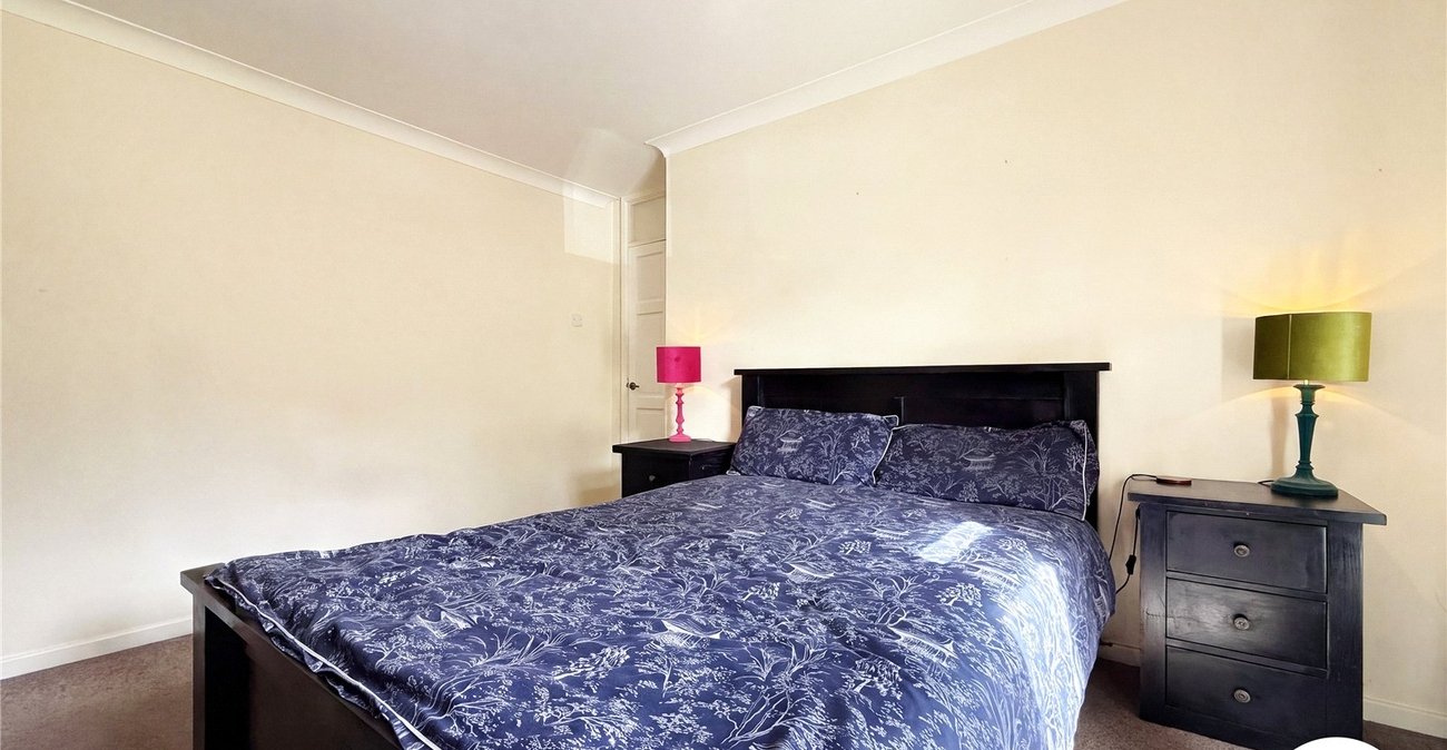 3 bedroom house to rent in Cuxton | Robinson Michael & Jackson