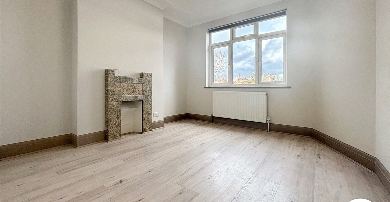 4 bedroom house to rent in London | Robinson Jackson