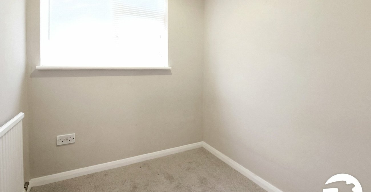 3 bedroom house to rent in Gravesend | Robinson Michael & Jackson