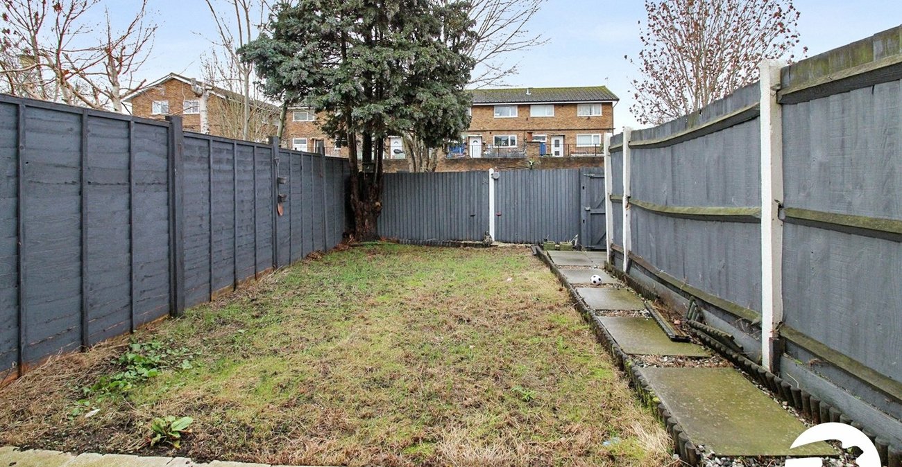 3 bedroom house to rent in Gravesend | Robinson Michael & Jackson