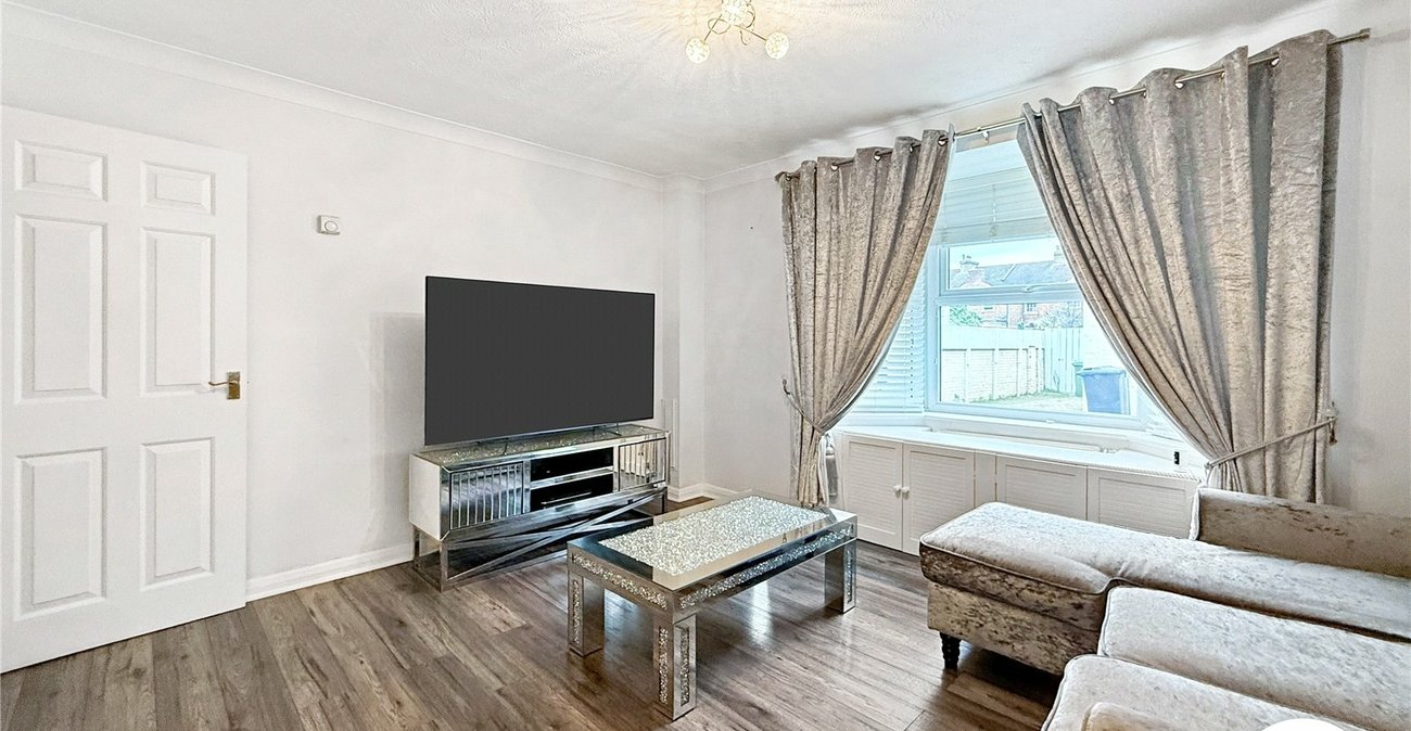 2 bedroom house to rent in Maidstone | Robinson Michael & Jackson