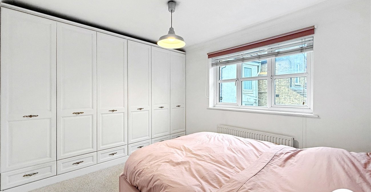 2 bedroom house to rent in Maidstone | Robinson Michael & Jackson