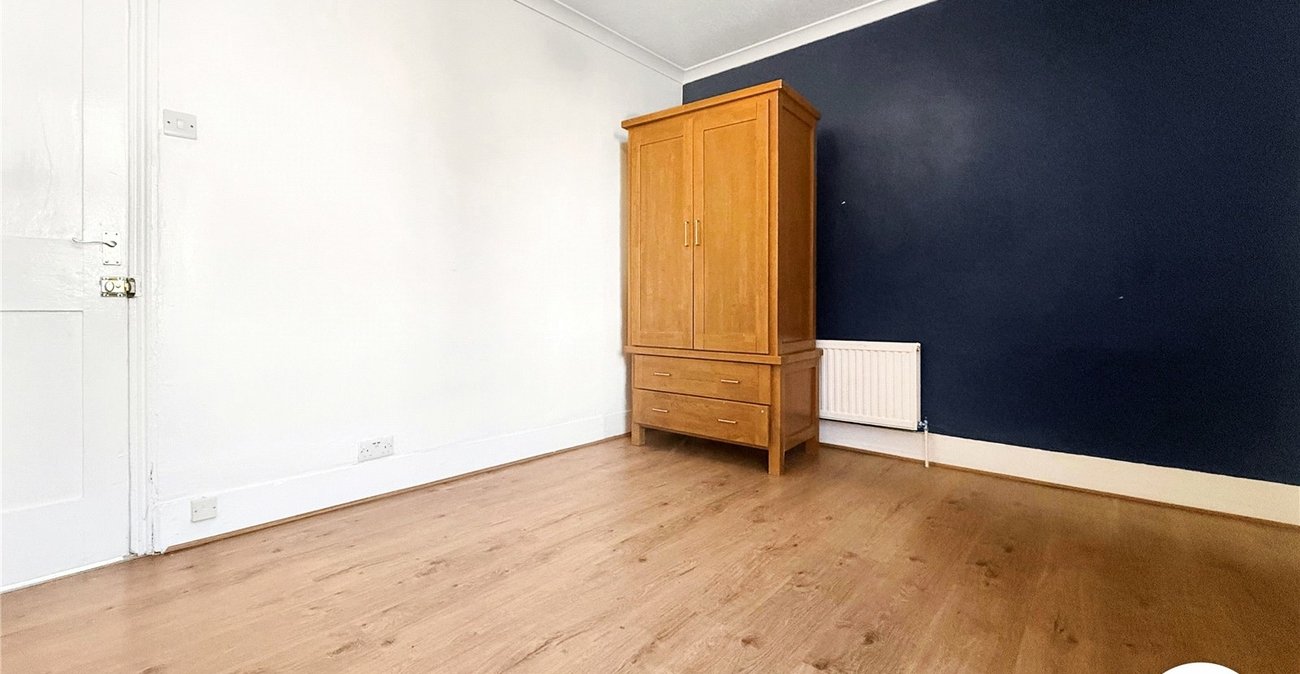 2 bedroom house to rent in Chatham | Robinson Michael & Jackson