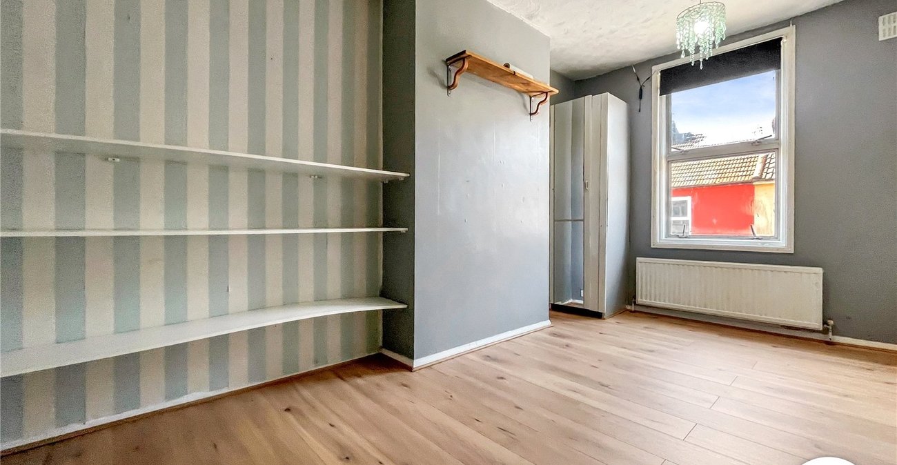 2 bedroom house to rent in Chatham | Robinson Michael & Jackson